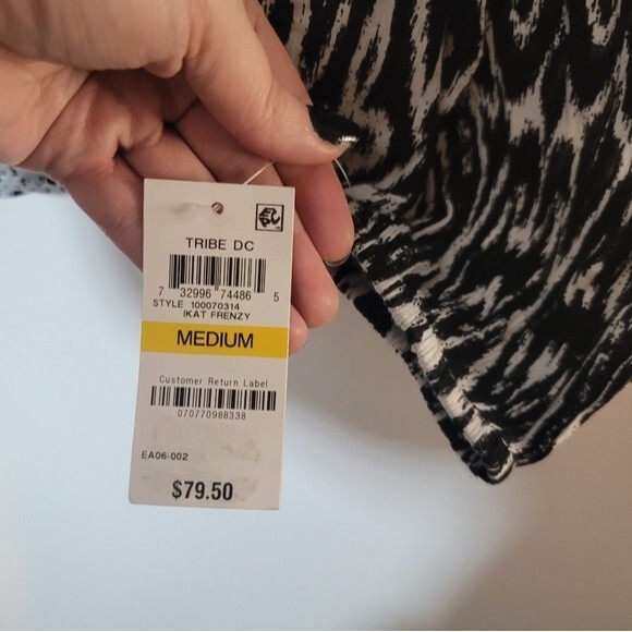 INC International Concept Womens Tribe DC Frenzy Peasant Top - Picture 3 of 9